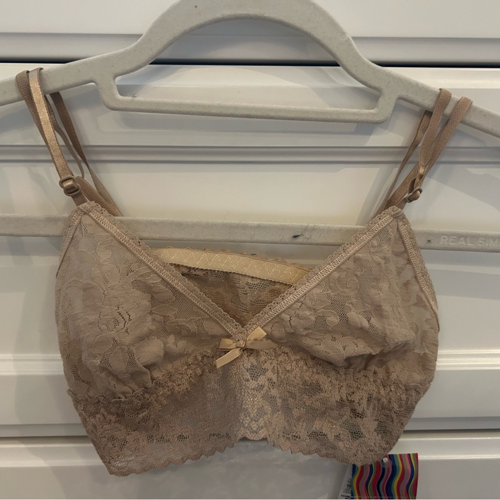 Hanky Panky Tan Lace Bralette Seamless Design
